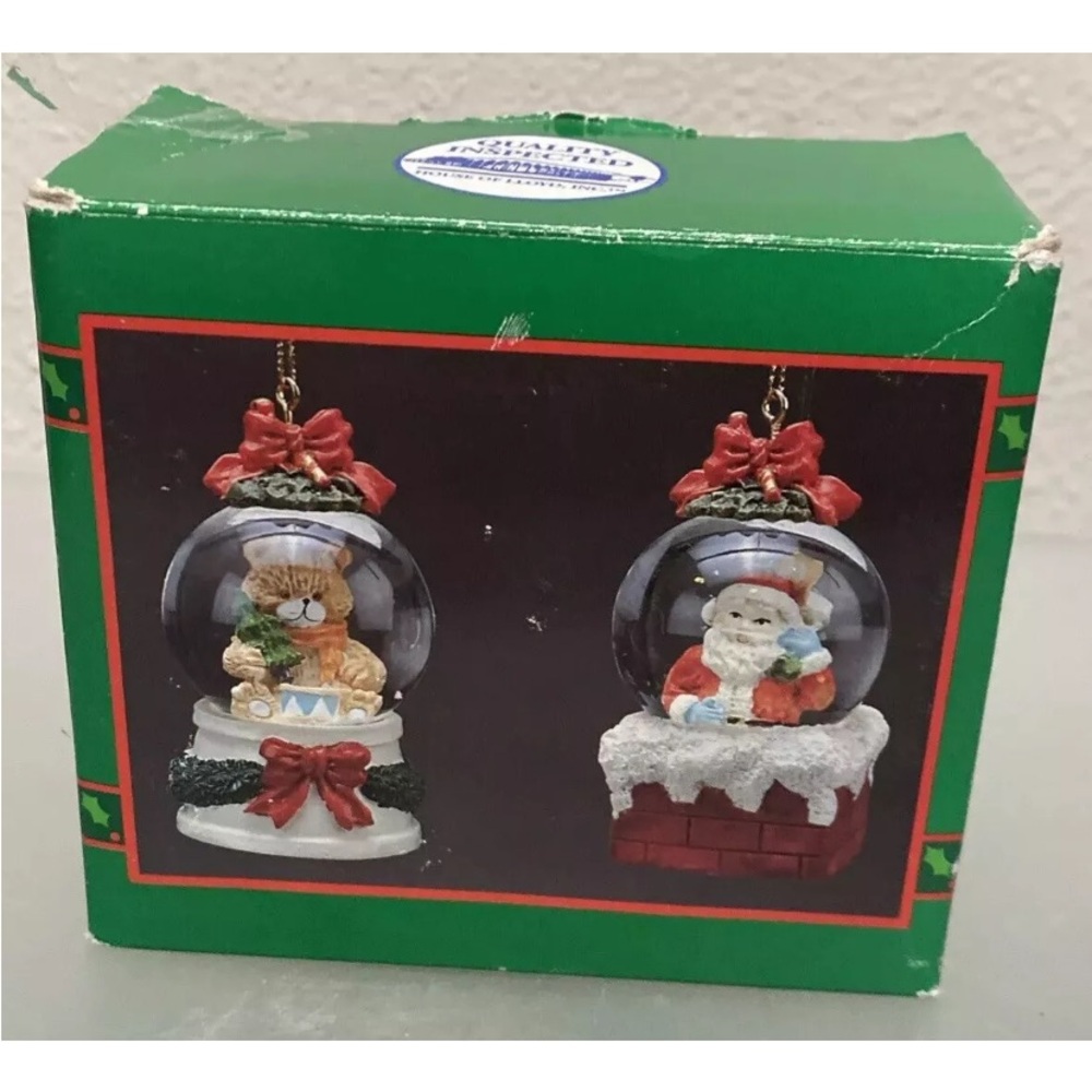 VINTAGE Snow Song's Duo House of Lloyd Christmas around the World Snow Globes